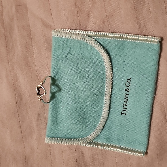 Tiffany & Co. 925 Serling Silver Elsa Peretti Heart Ring Sz 8.5 FIRM ON PRICE - Picture 2 of 5